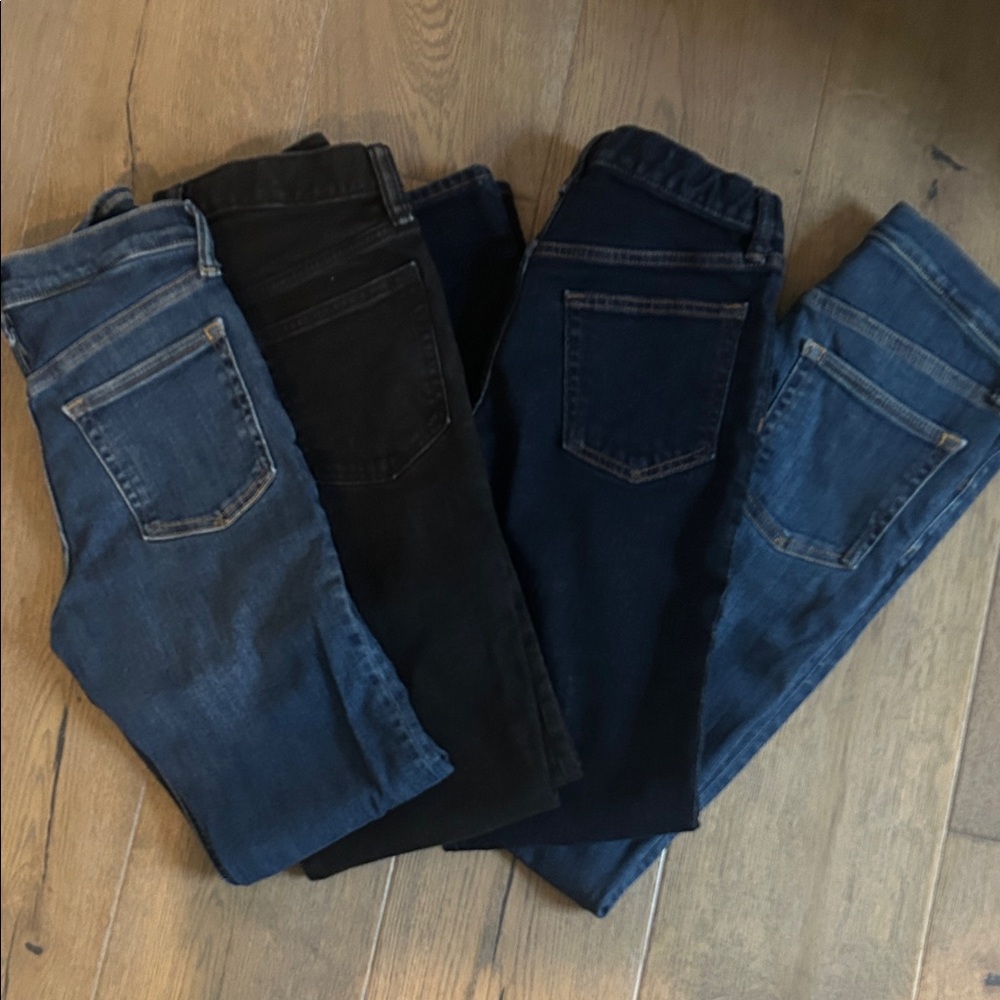 LOT GAP Size 16 Slim Jeans in Blue and Black